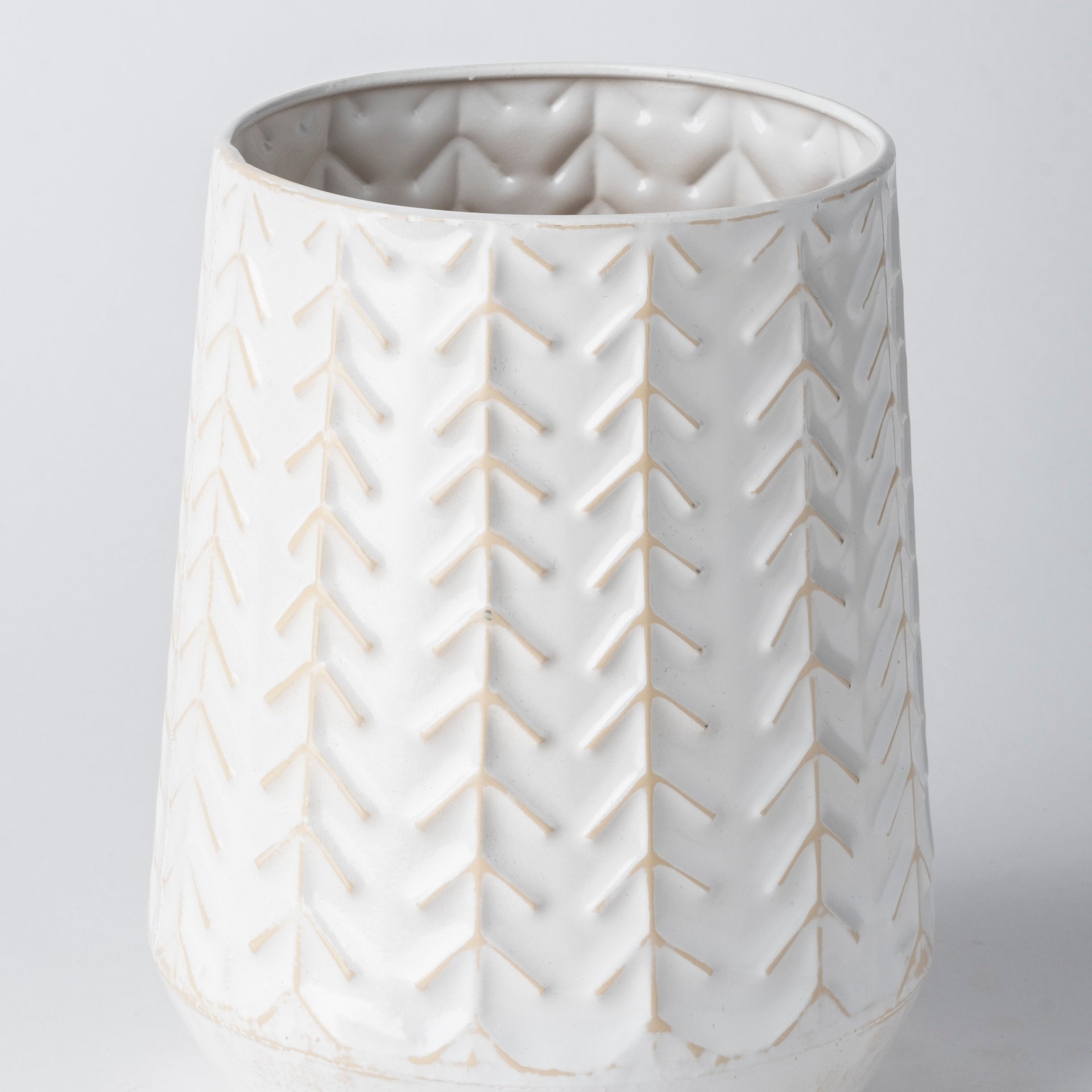 Gemma II Metal Glossy White Chevron Vase