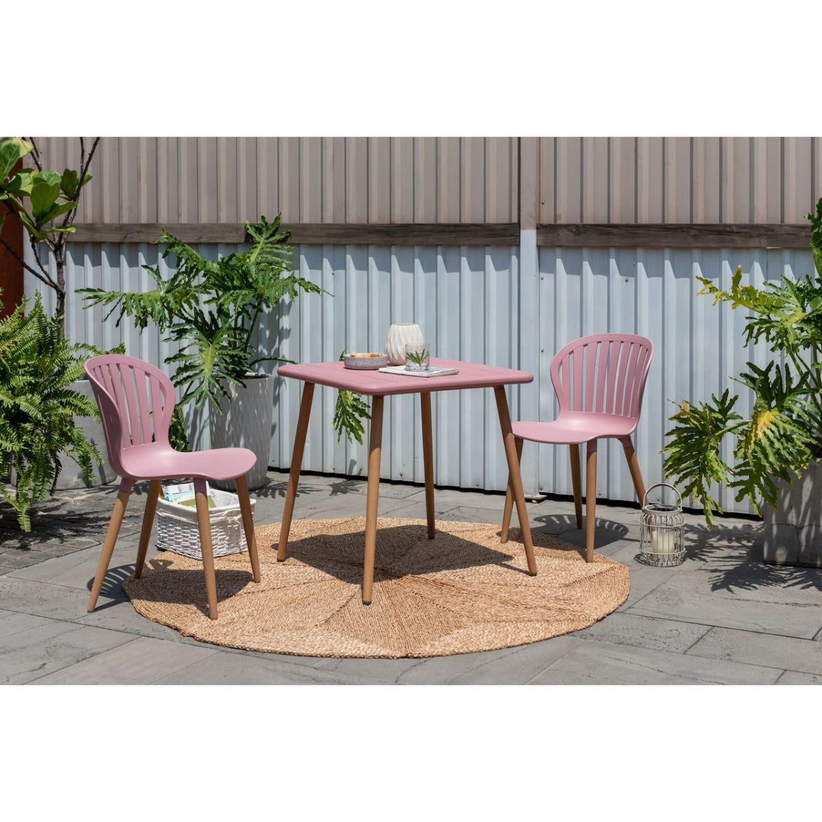 Nassau Square Table