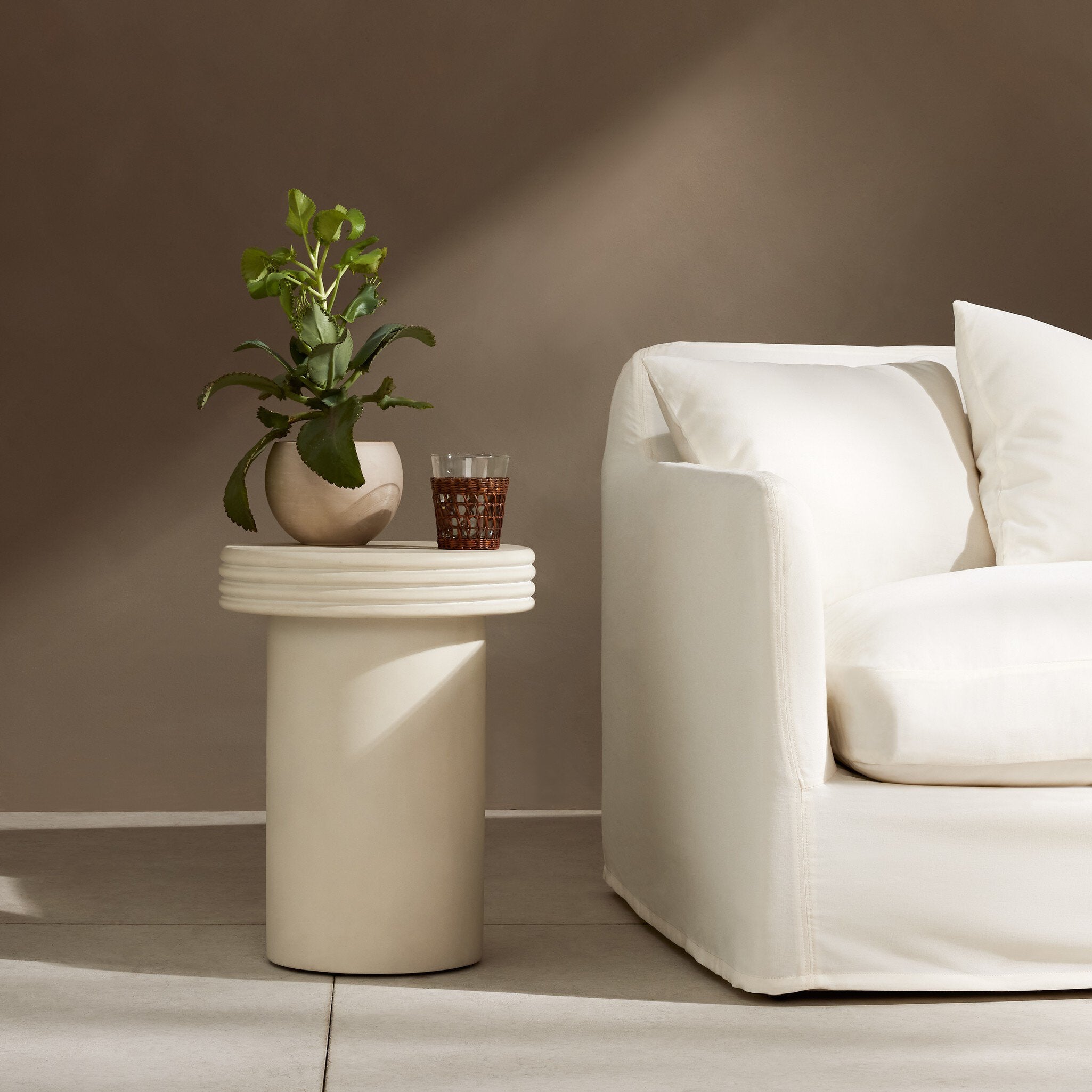 Grecia Outdoor End Table