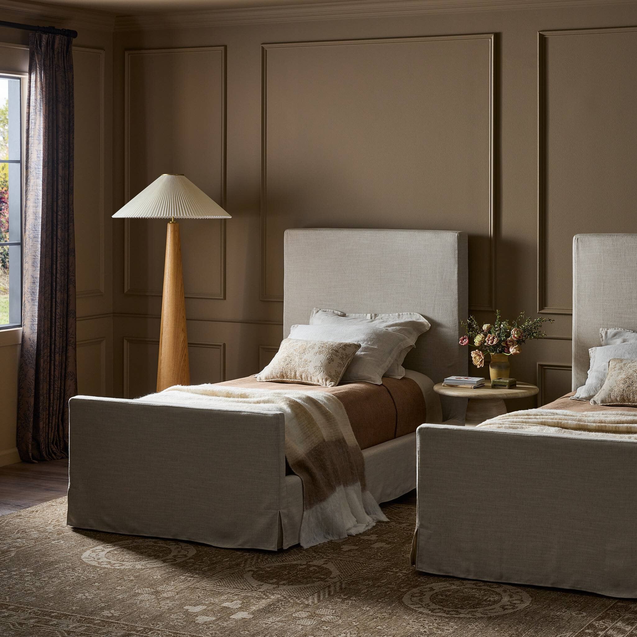 Daphne Slipcover Bed