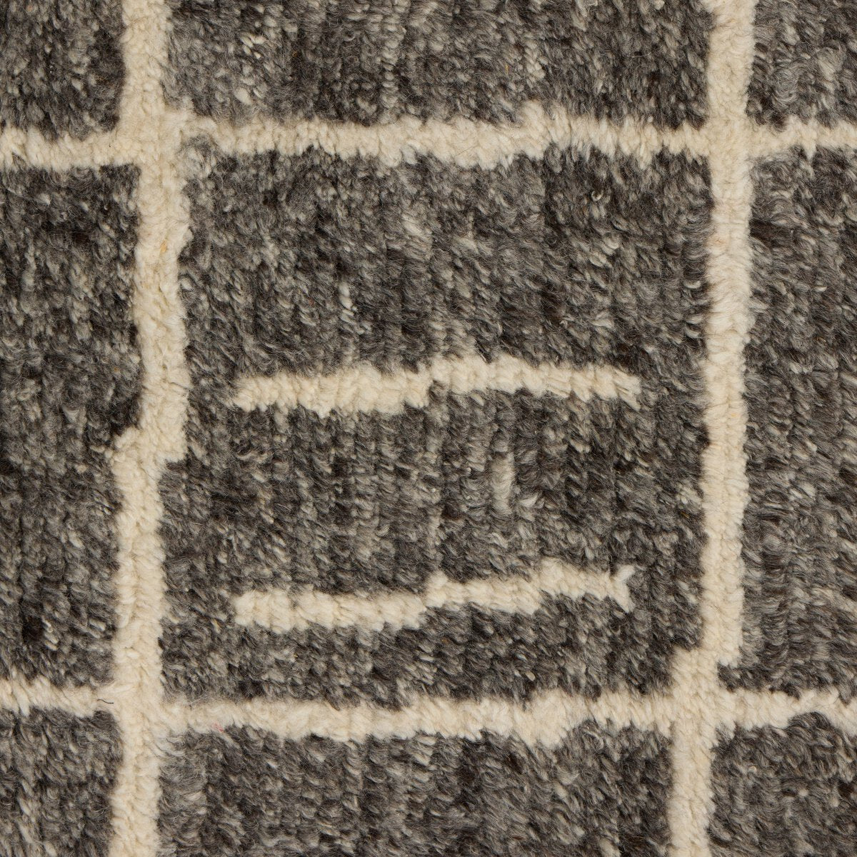 Sumlin Hand-Knotted Rug