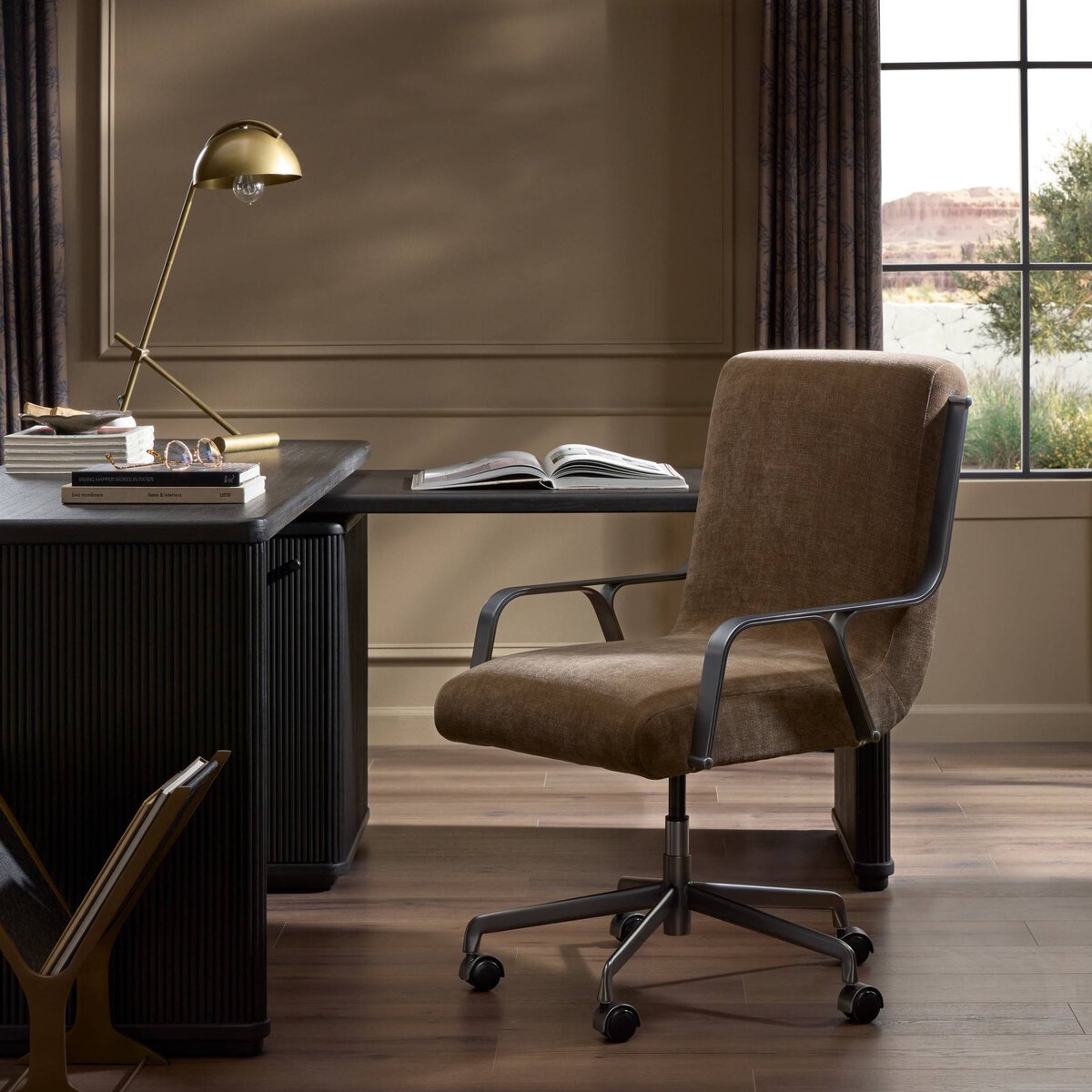Lou Desk Chair