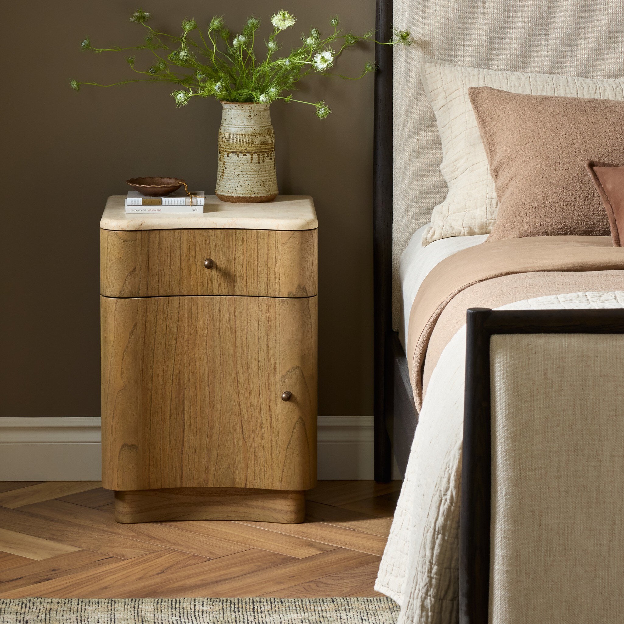 Boa Small Nightstand - Cream Marble
