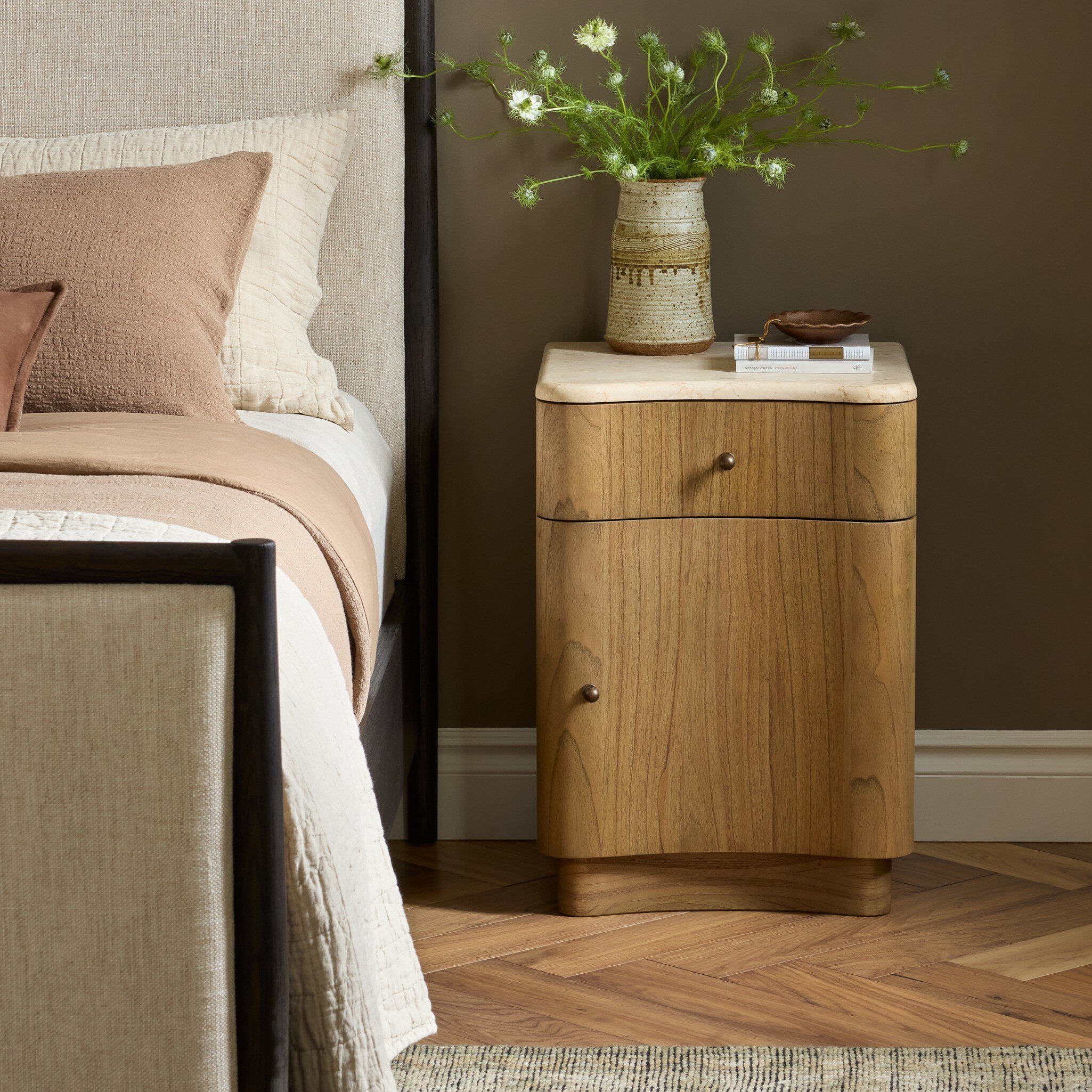 Boa Small Nightstand - Cream Marble