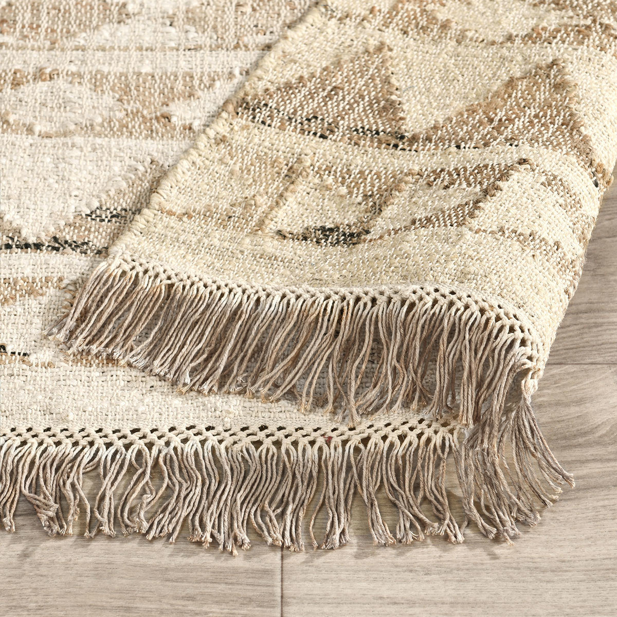 Solana Distressed Rug by Classic Home