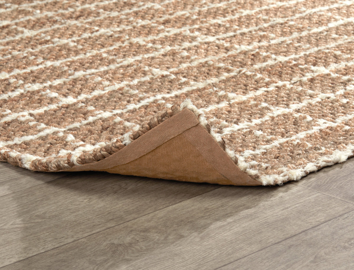Windowpane Chenille Natural/Ivory Rug by Classic Home