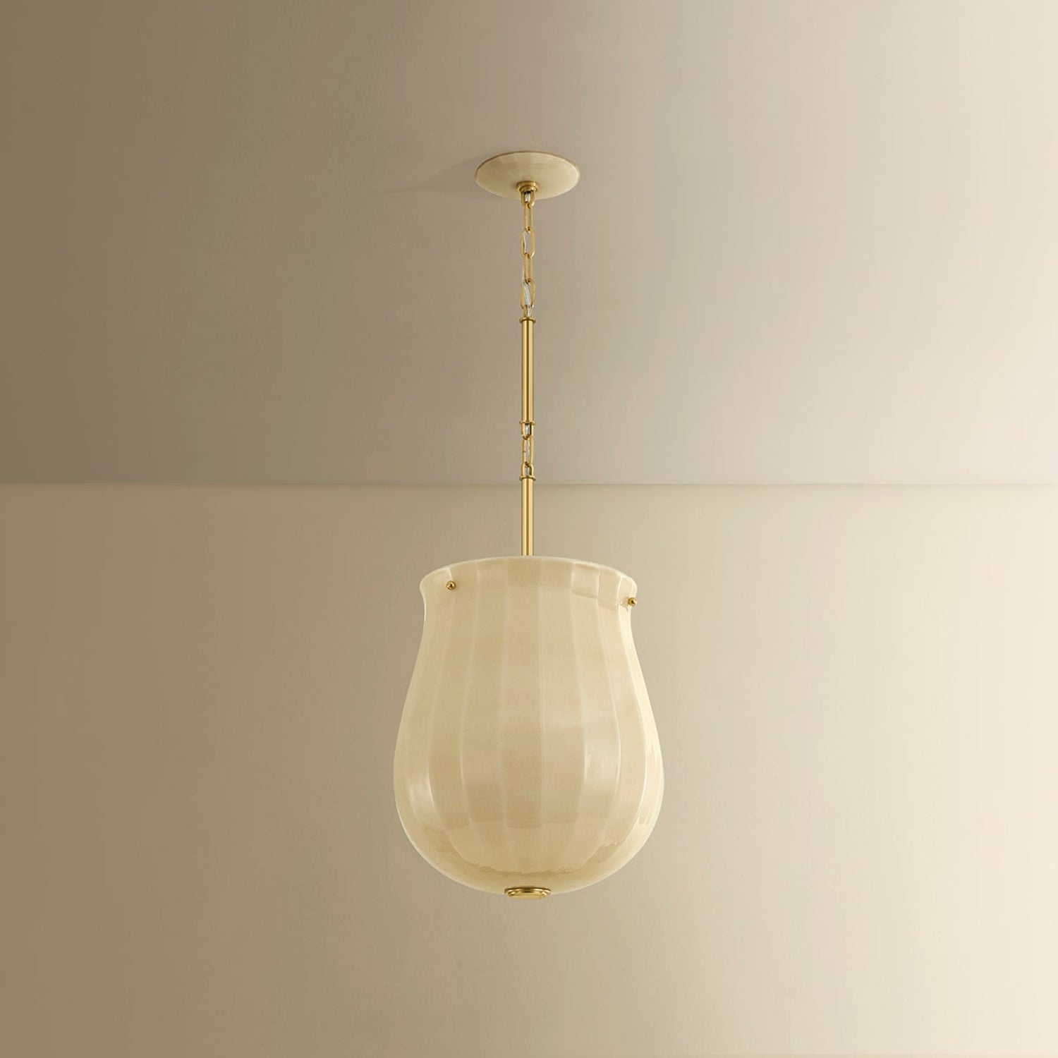 Nevins Pendant