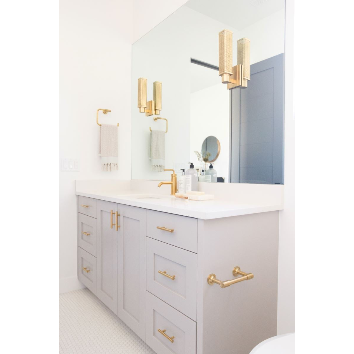 Gibbs Wall Sconce Sconces Hudson Valley Lighting , Black Friday Sale Hudson Valley Lighting Furniture Sale, Old Bones Co, Mid Century Furniture Sale, Four Hands Furniture, Black Friday Sale Gibbs Wall Sconce,Gus Sale, Perigold Gibbs Wall Sconce Sconces Black Friday Sale , Perigold Sale Gibbs Wall Sconce,Gibbs Wall Sconce Lulu and Georgia, Burke Decor Sale Gibbs Wall Sconce, www.oldbonesco.com