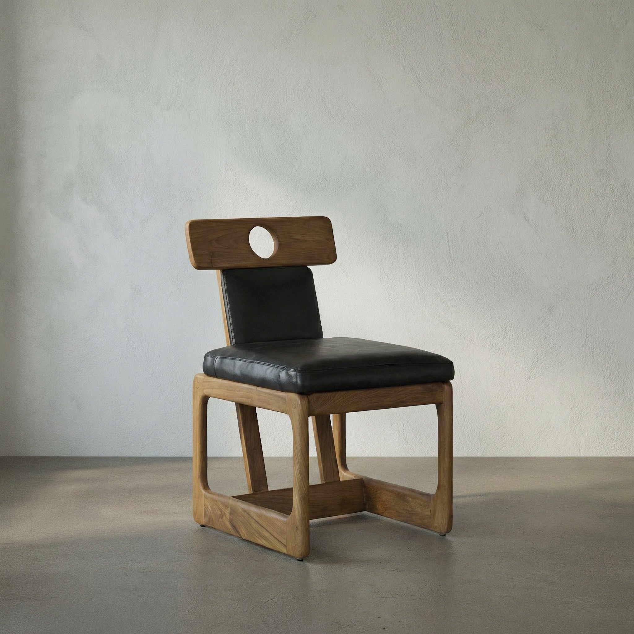 Buraco Dining Chair