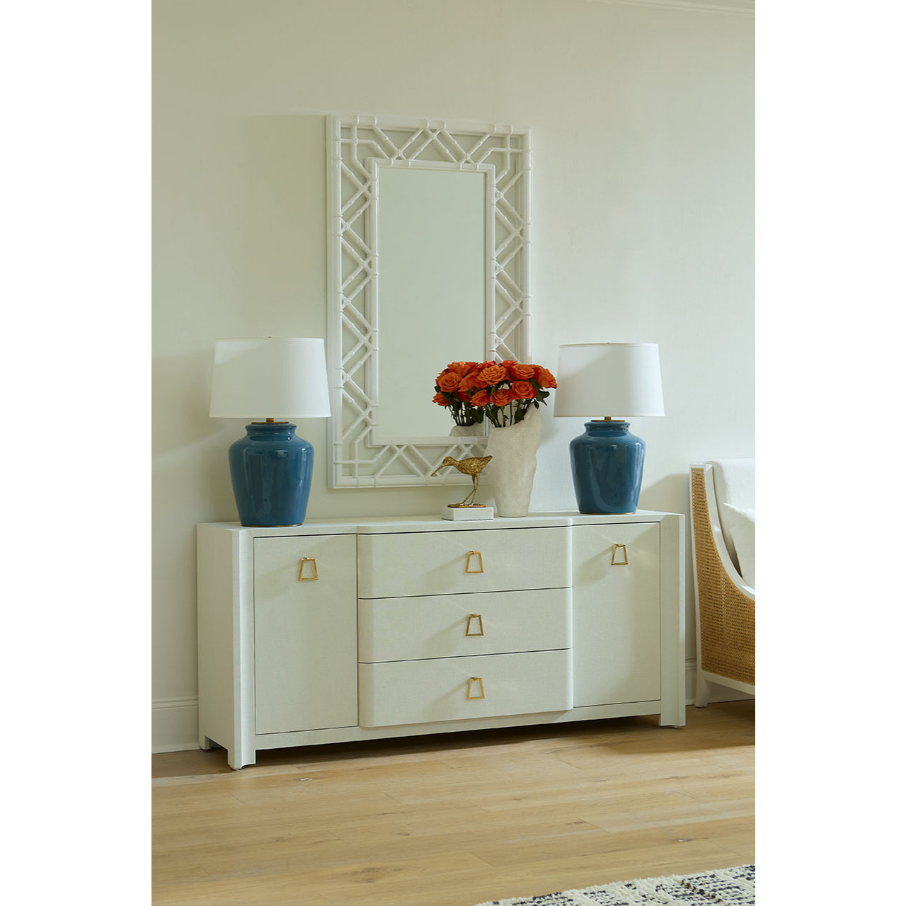 Aksel 17" Lamp with Shade