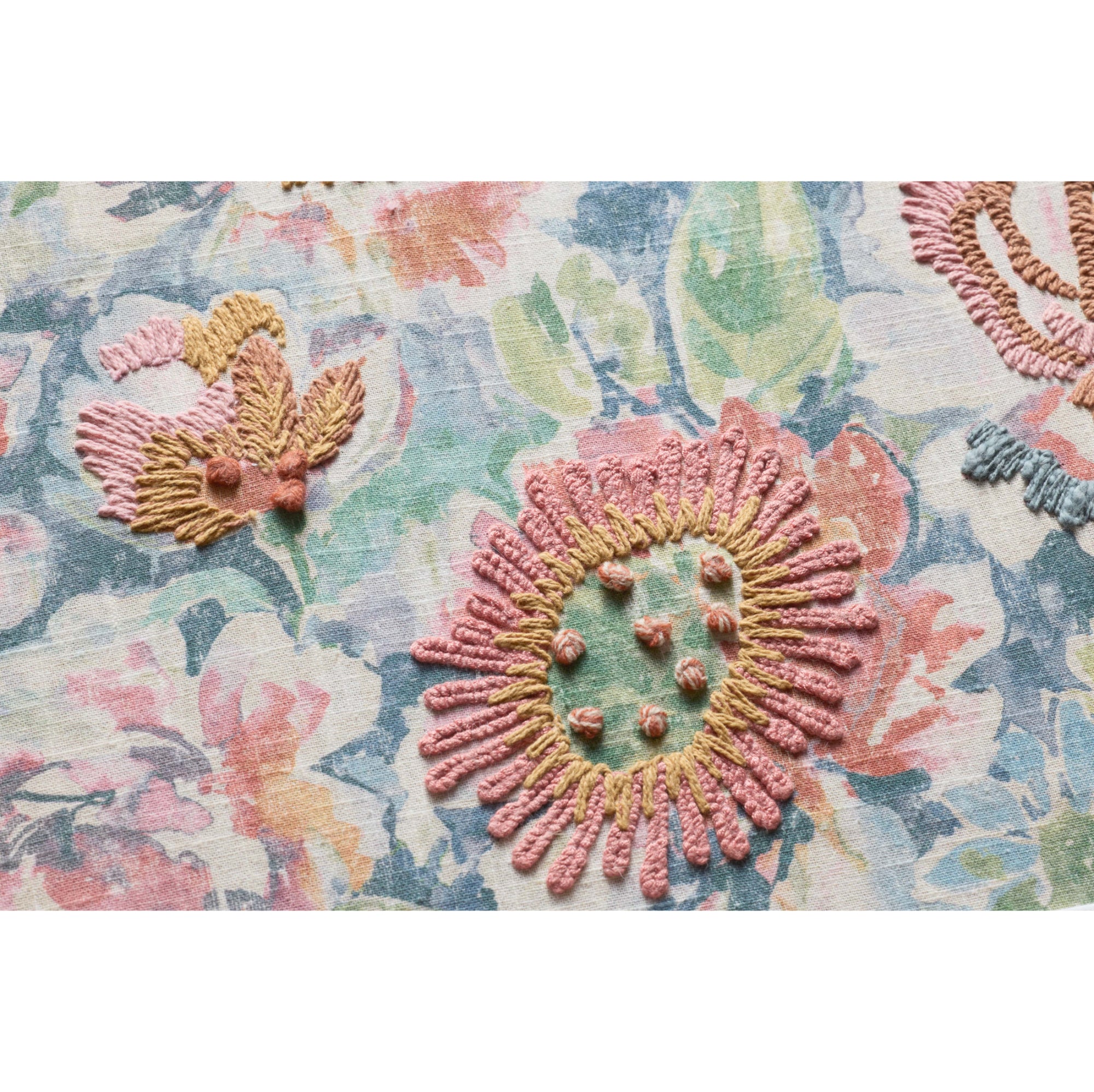 Loloi Julep Natural 1'-8" x 2' Wall Art