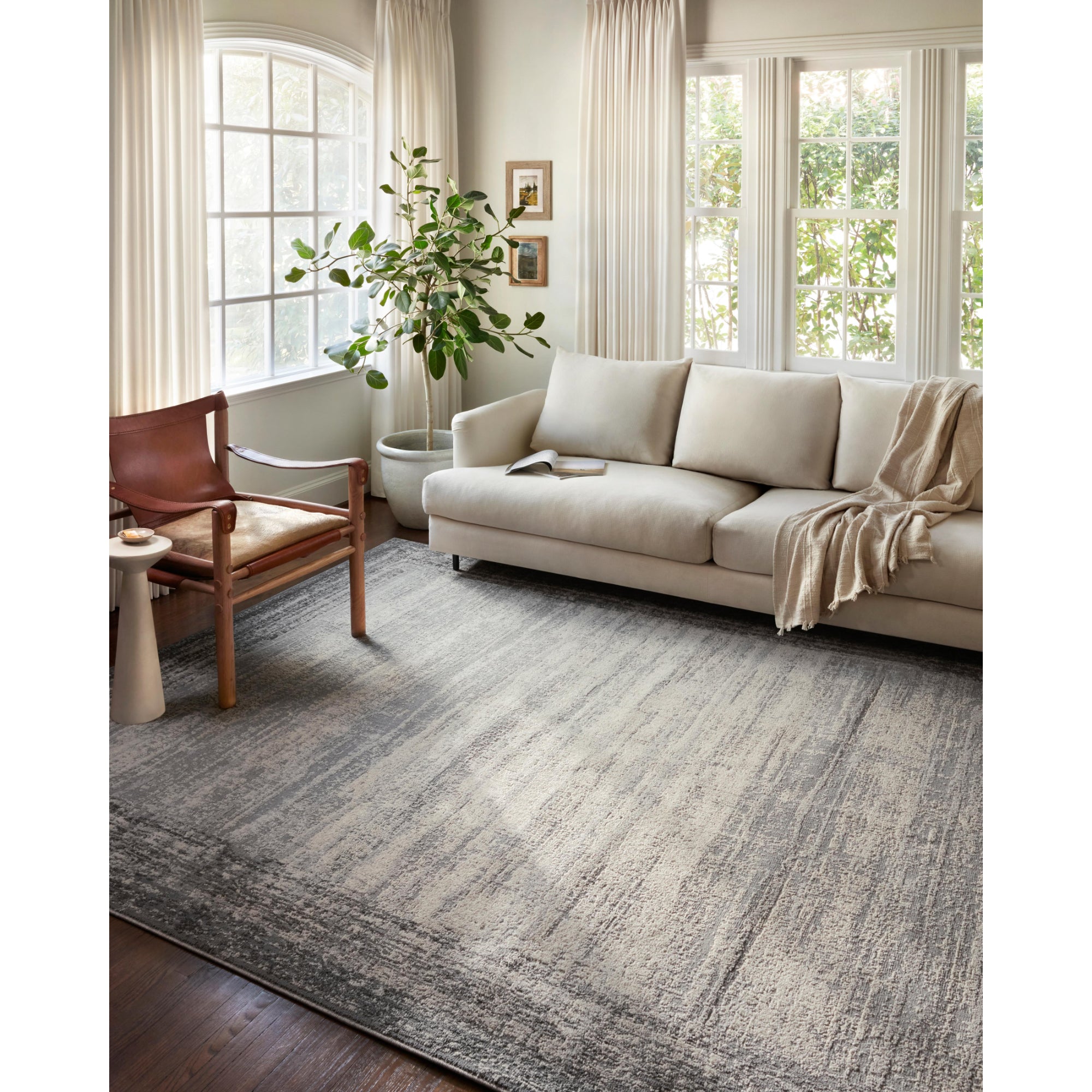 Loloi Austen AUS-02 Pebble/Charcoal Rug