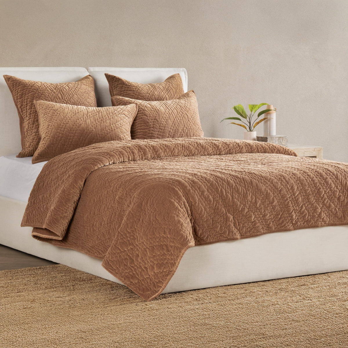 Elms Velvet 4pc King Quilt Set