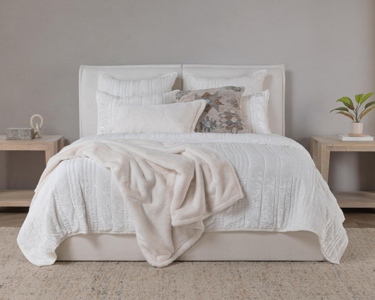 Seville Ivory 3pc Queen Quilt Set
