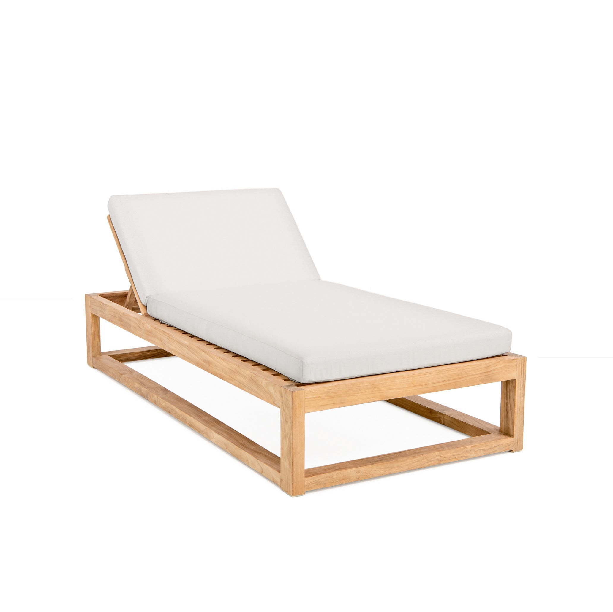 Caldas Chaise Lounge