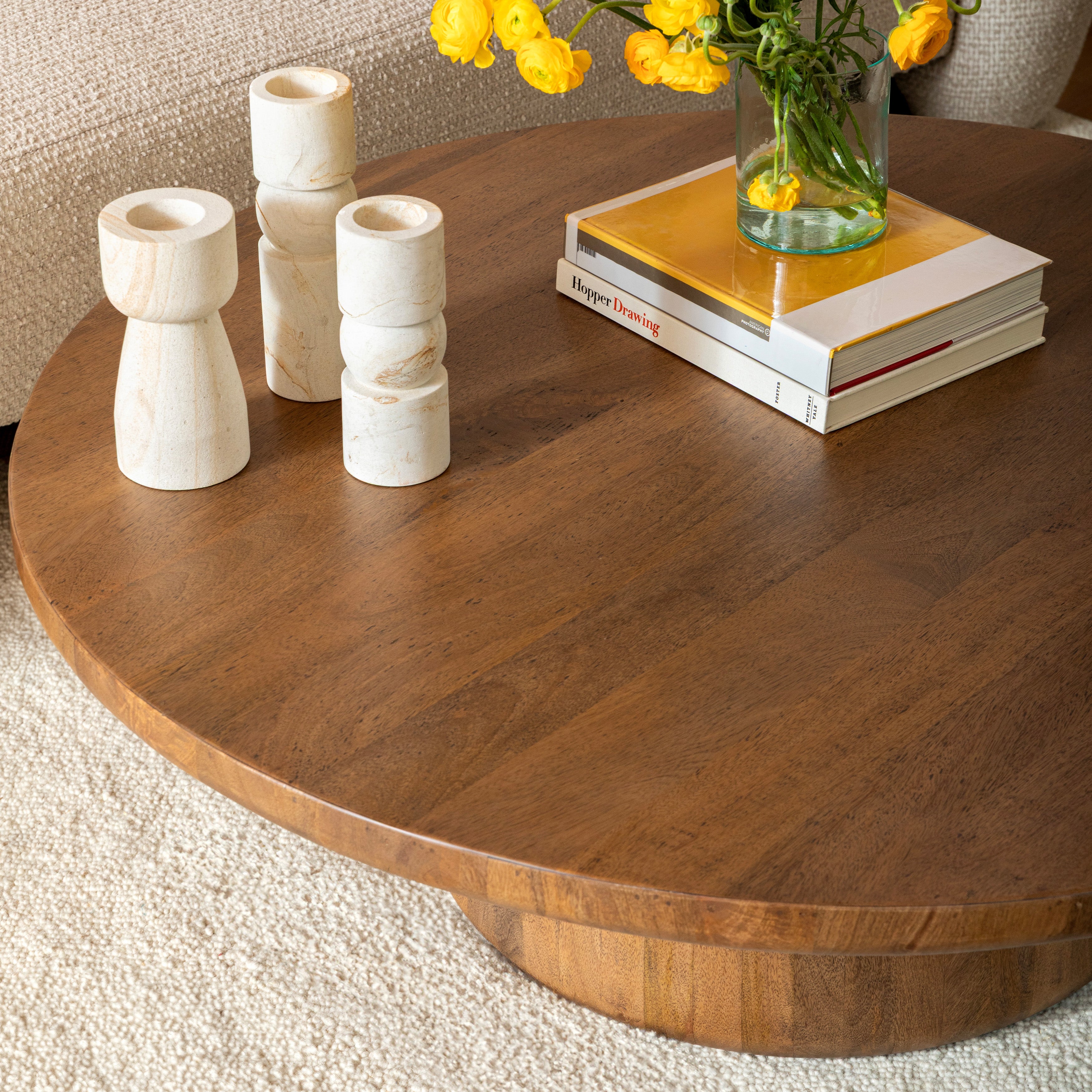 Kaie Candle Holder