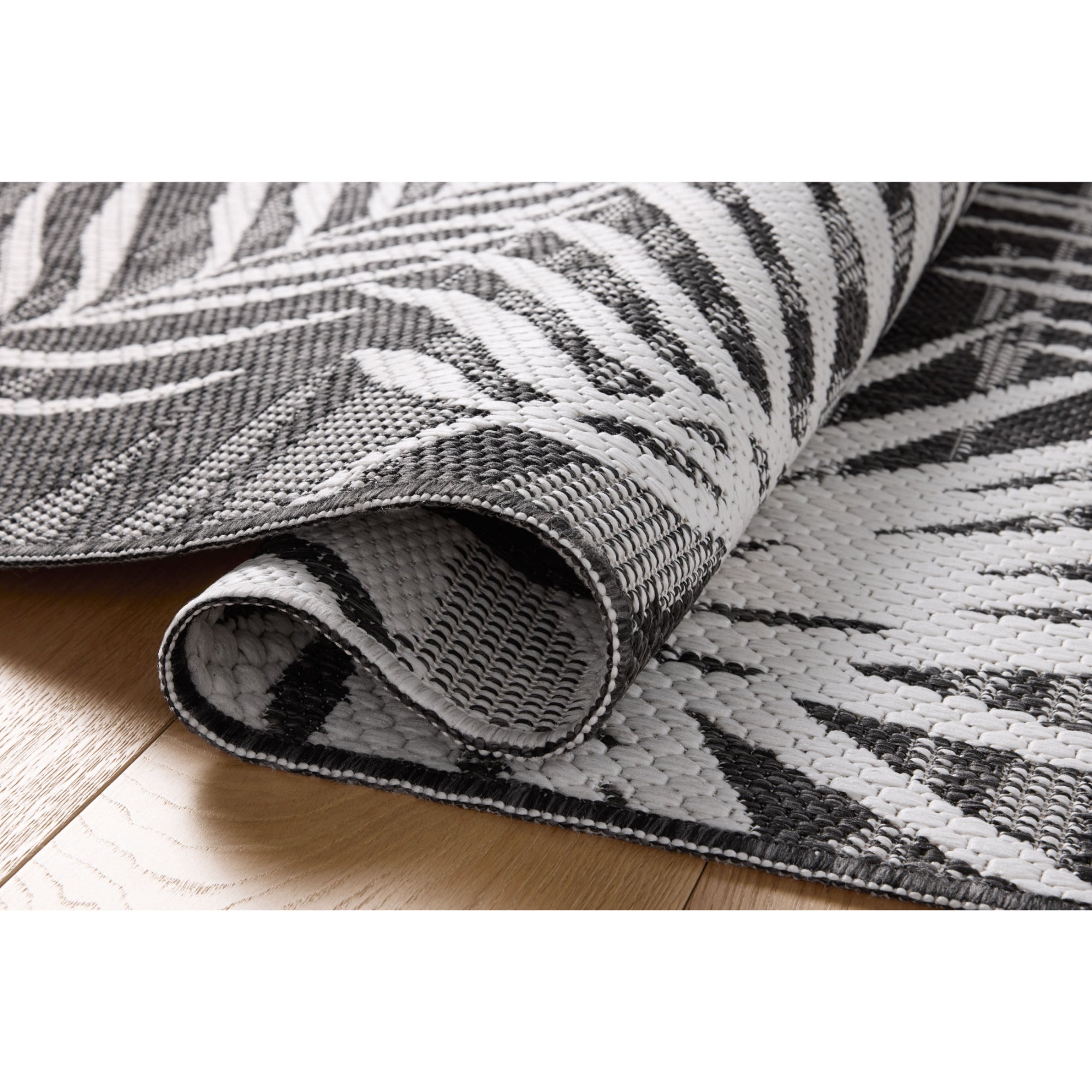 Loloi Easton Ivory/Onyx Rug