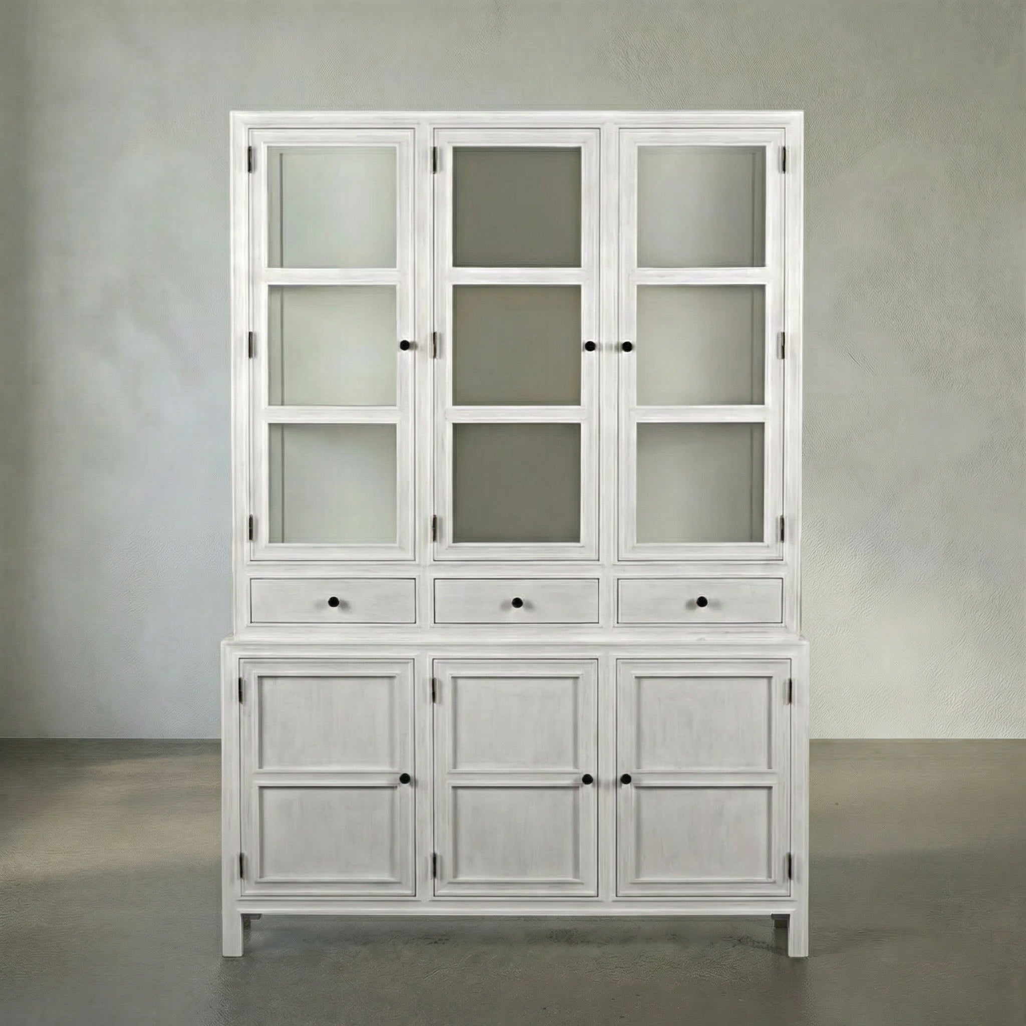 Colonial Hutch
