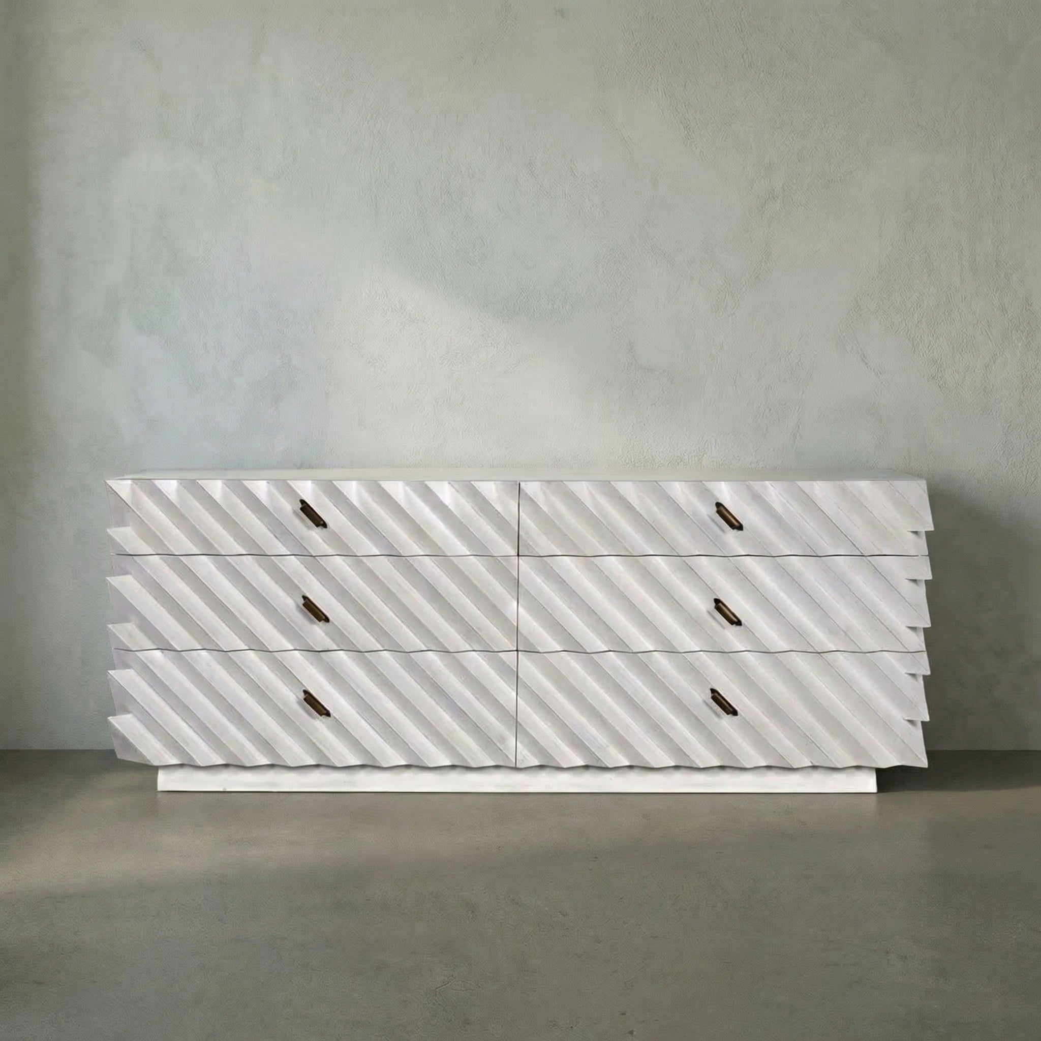 Hikaru Dresser