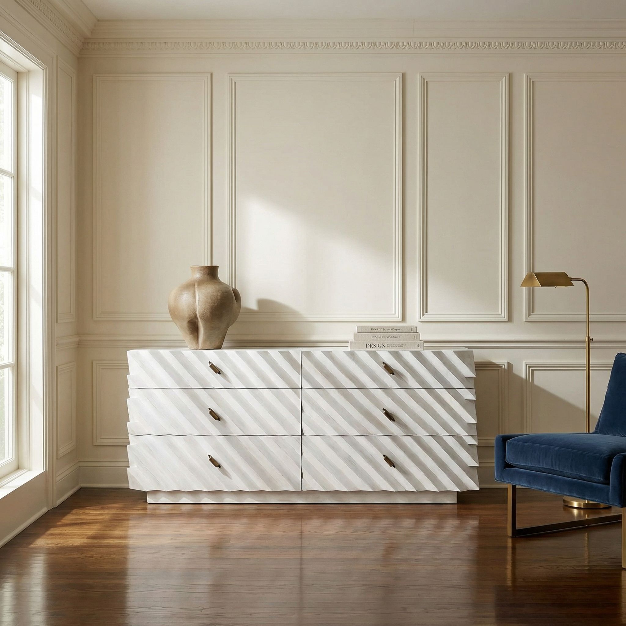 Hikaru Dresser