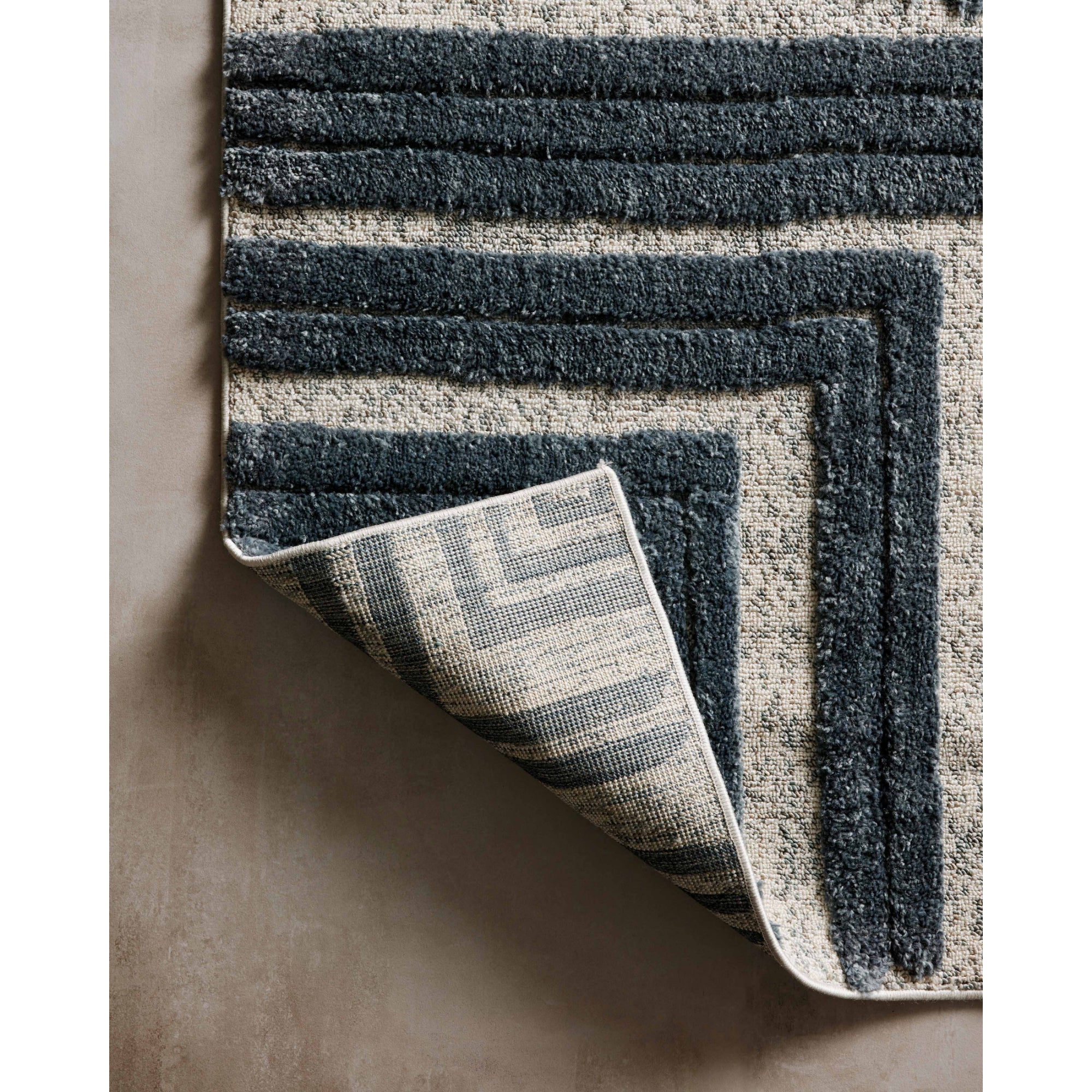 Loloi Hagen Blue/White Rug