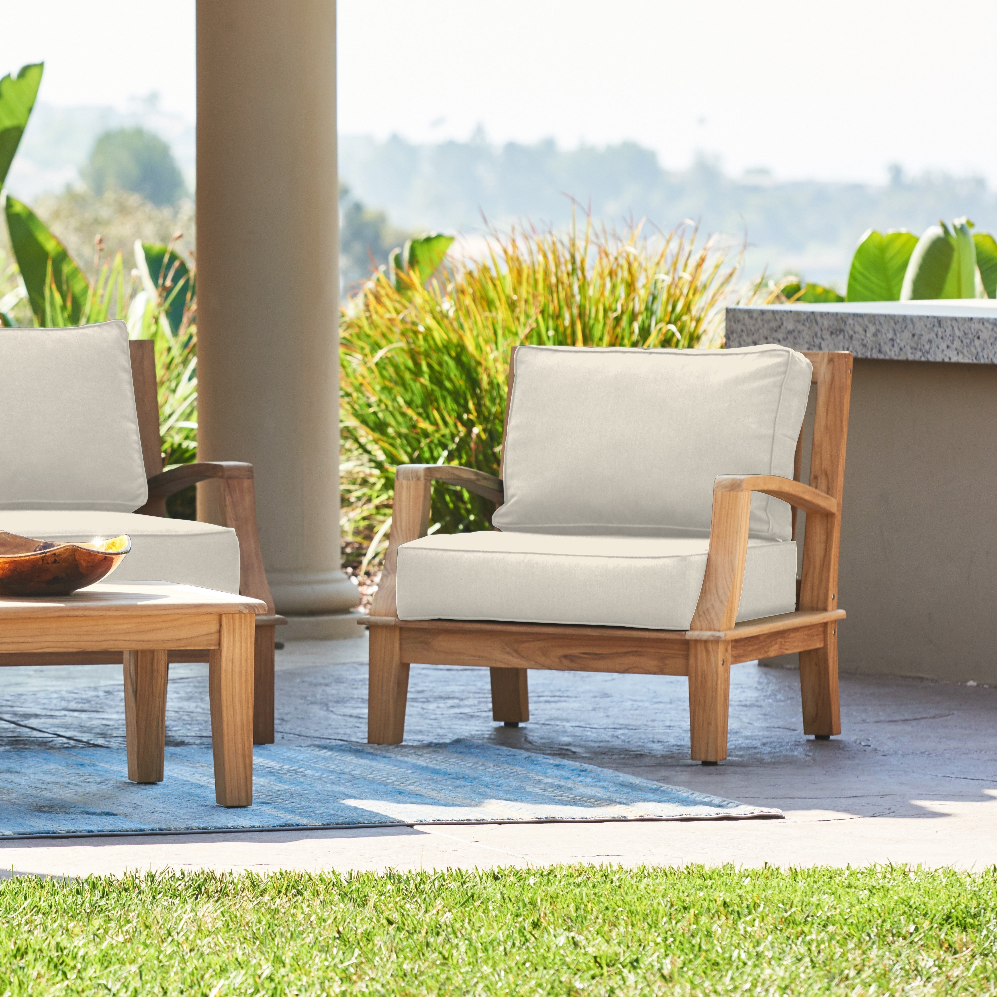 Grande Club Chair