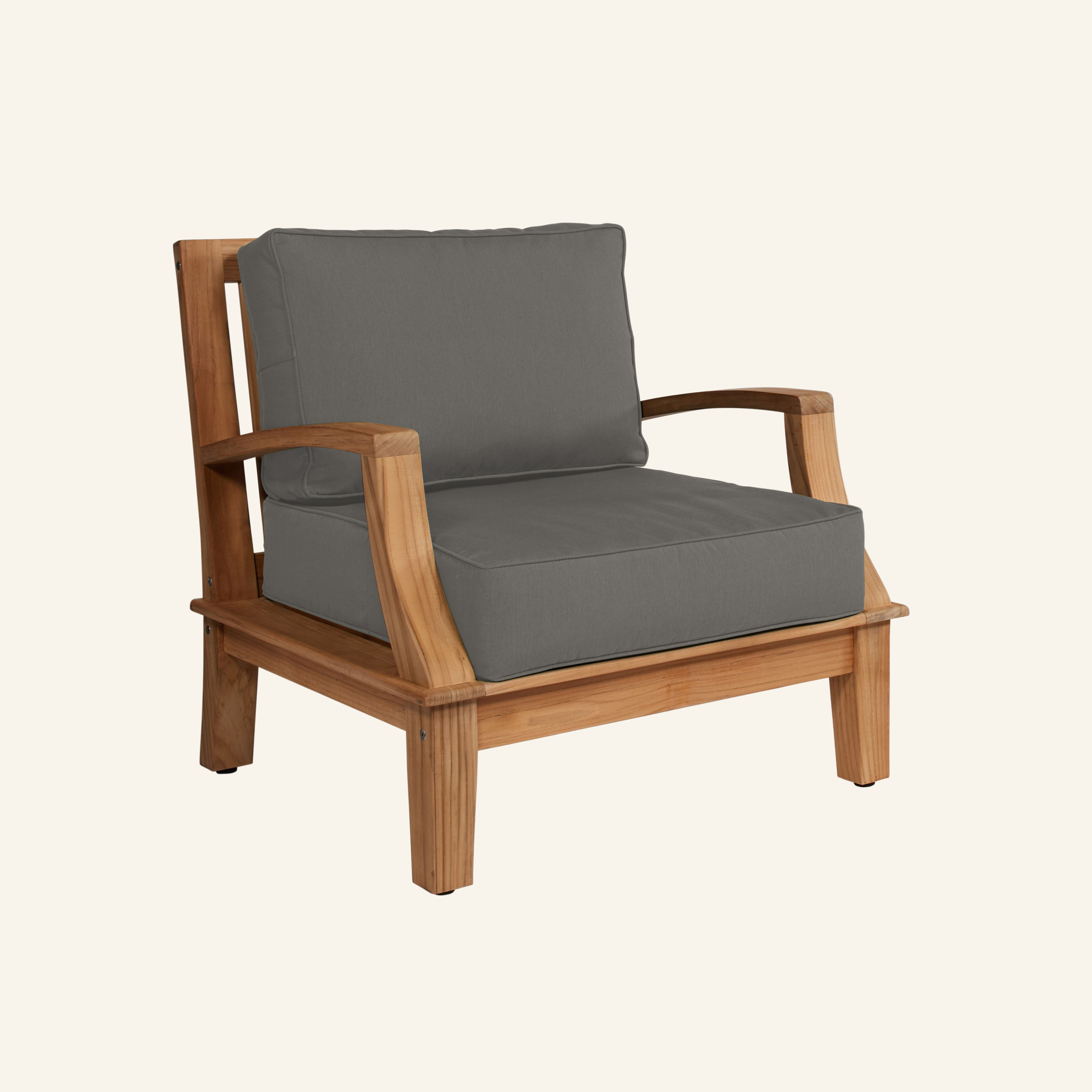 Grande Club Chair