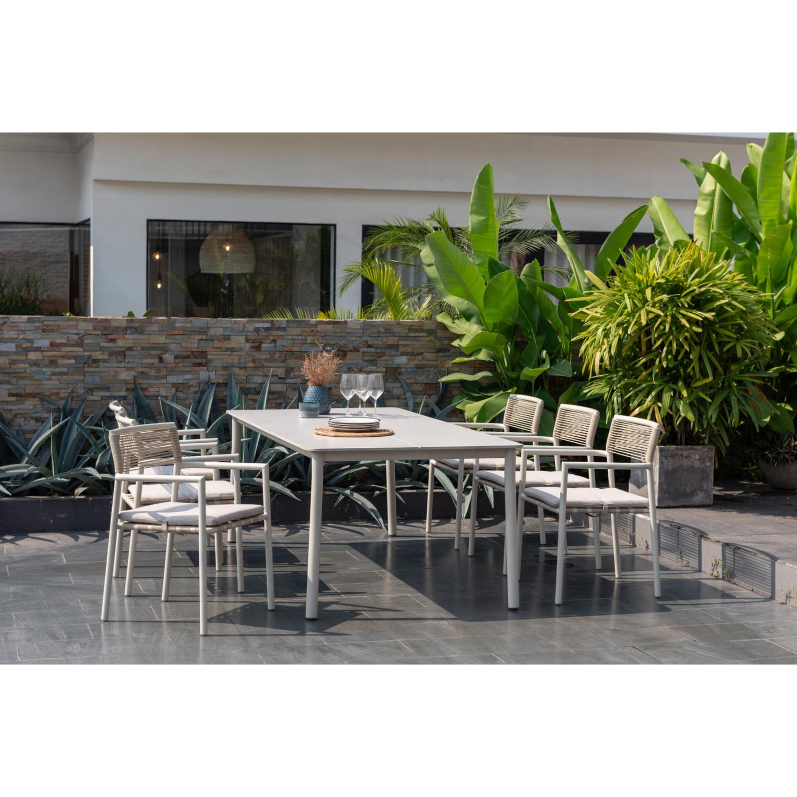 Horizon Dining Set