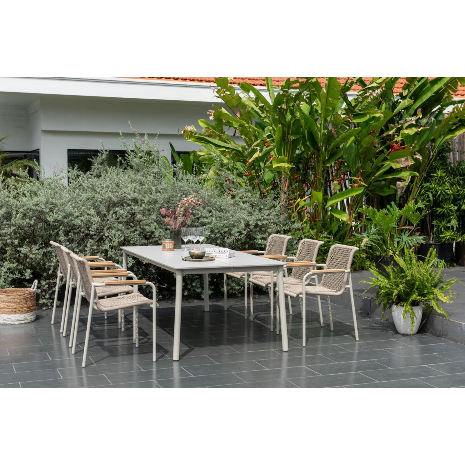 Horizon Dining Table