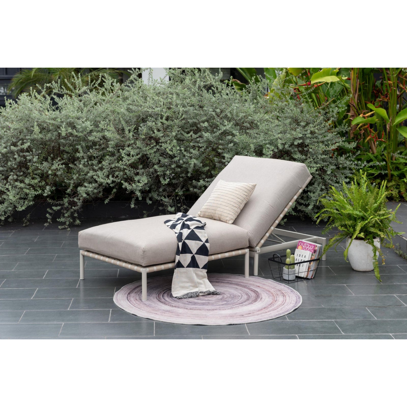 Horizon Ottoman XL