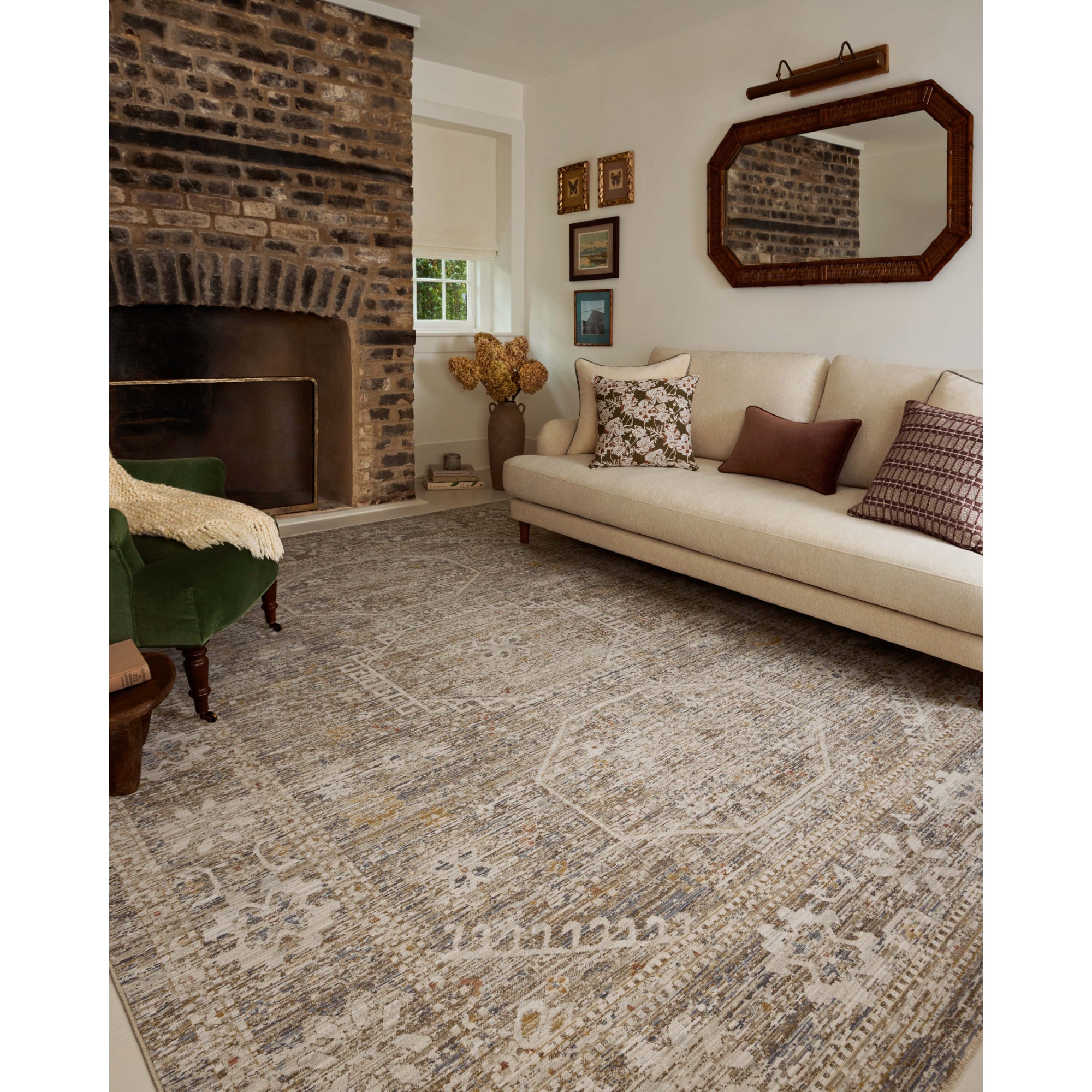 Chris Loves Julia x Loloi Ida Taupe/Multi Rug