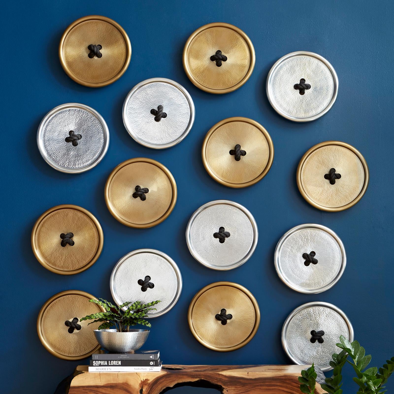 Button Wall Tile