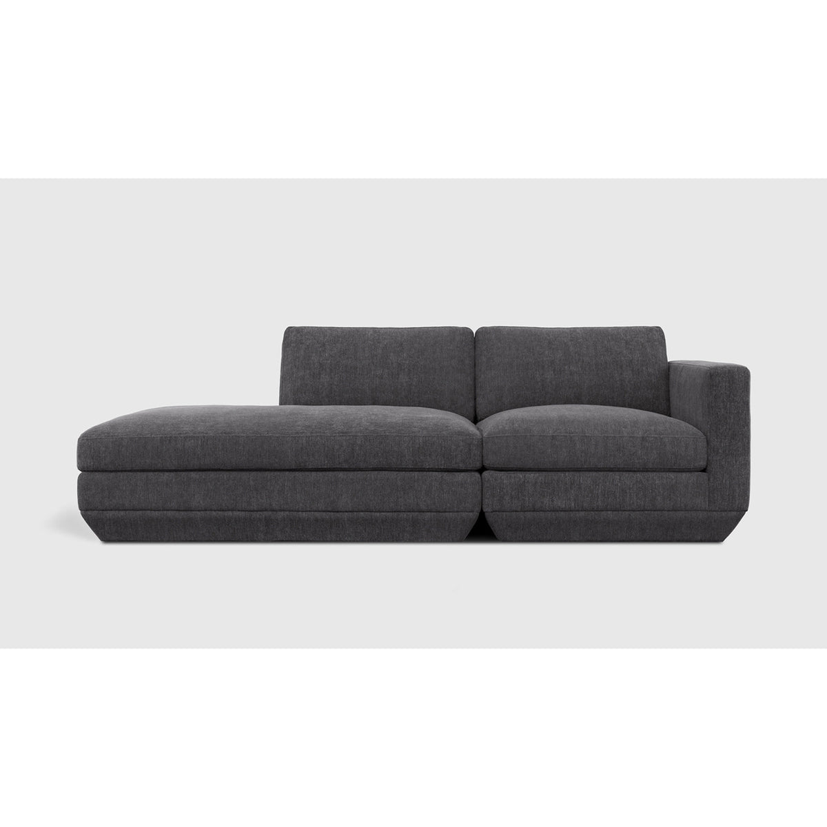 Podium Modular 2-Piece Lounge
