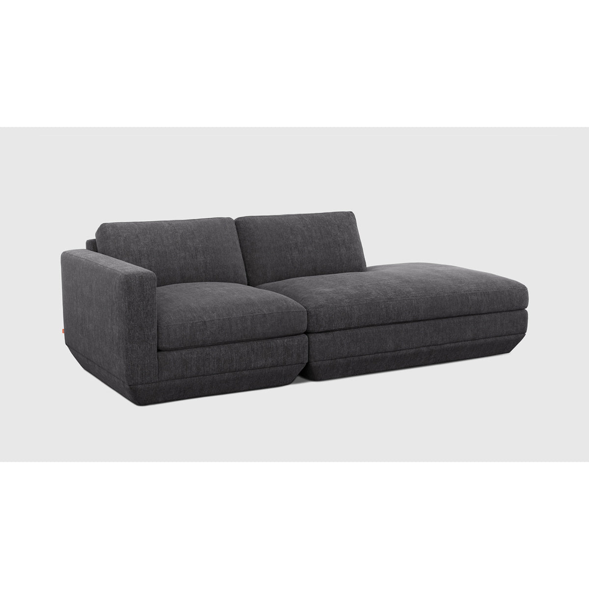 Podium Modular 2-Piece Lounge