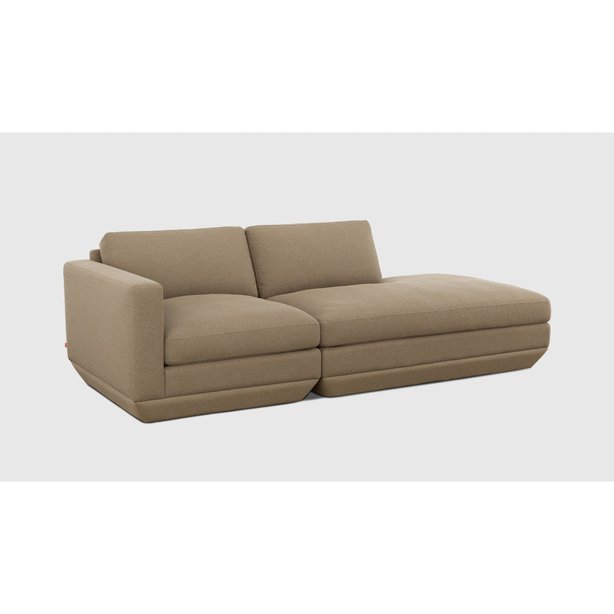 Podium Modular 2-Piece Lounge