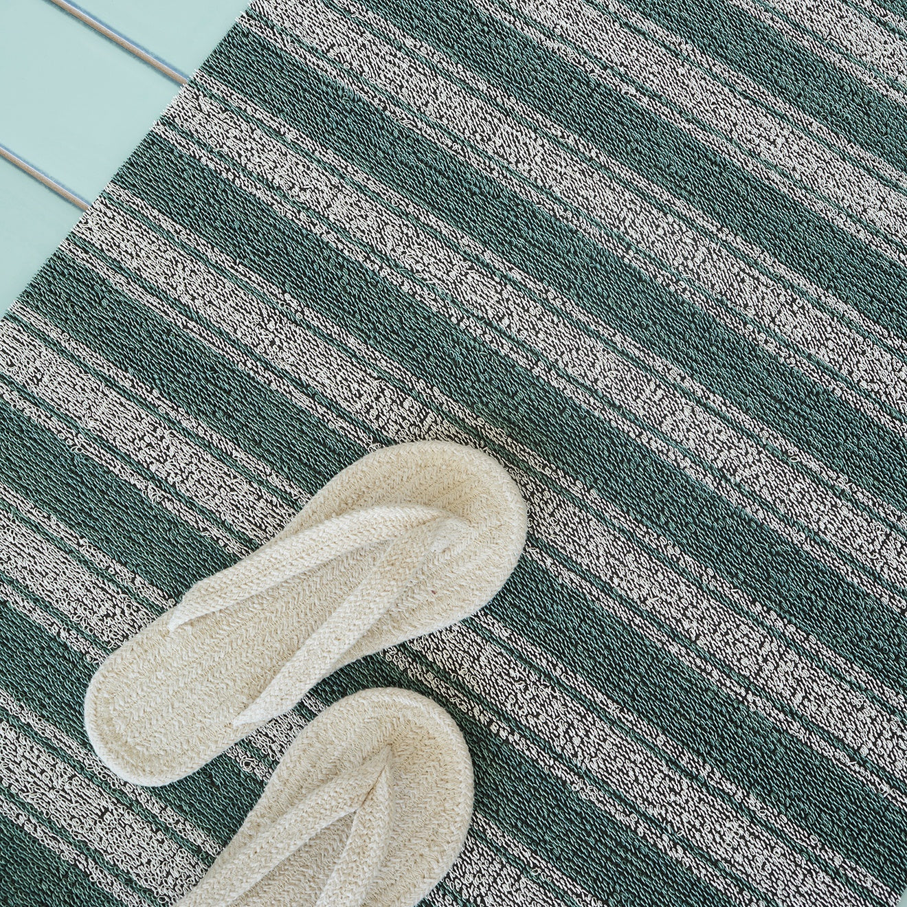 Boardwalk Stripe Shag Mat