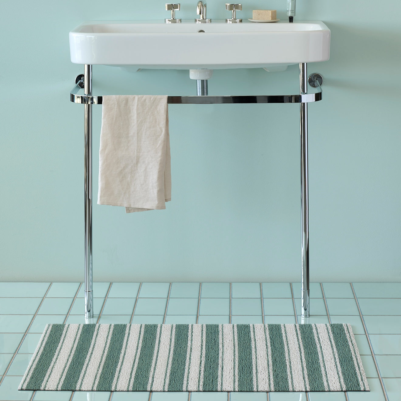 Boardwalk Stripe Shag Mat
