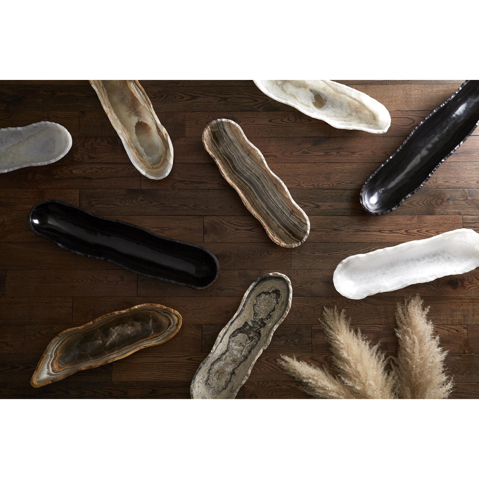 Aragonite Medium Canoe Bowl - Black