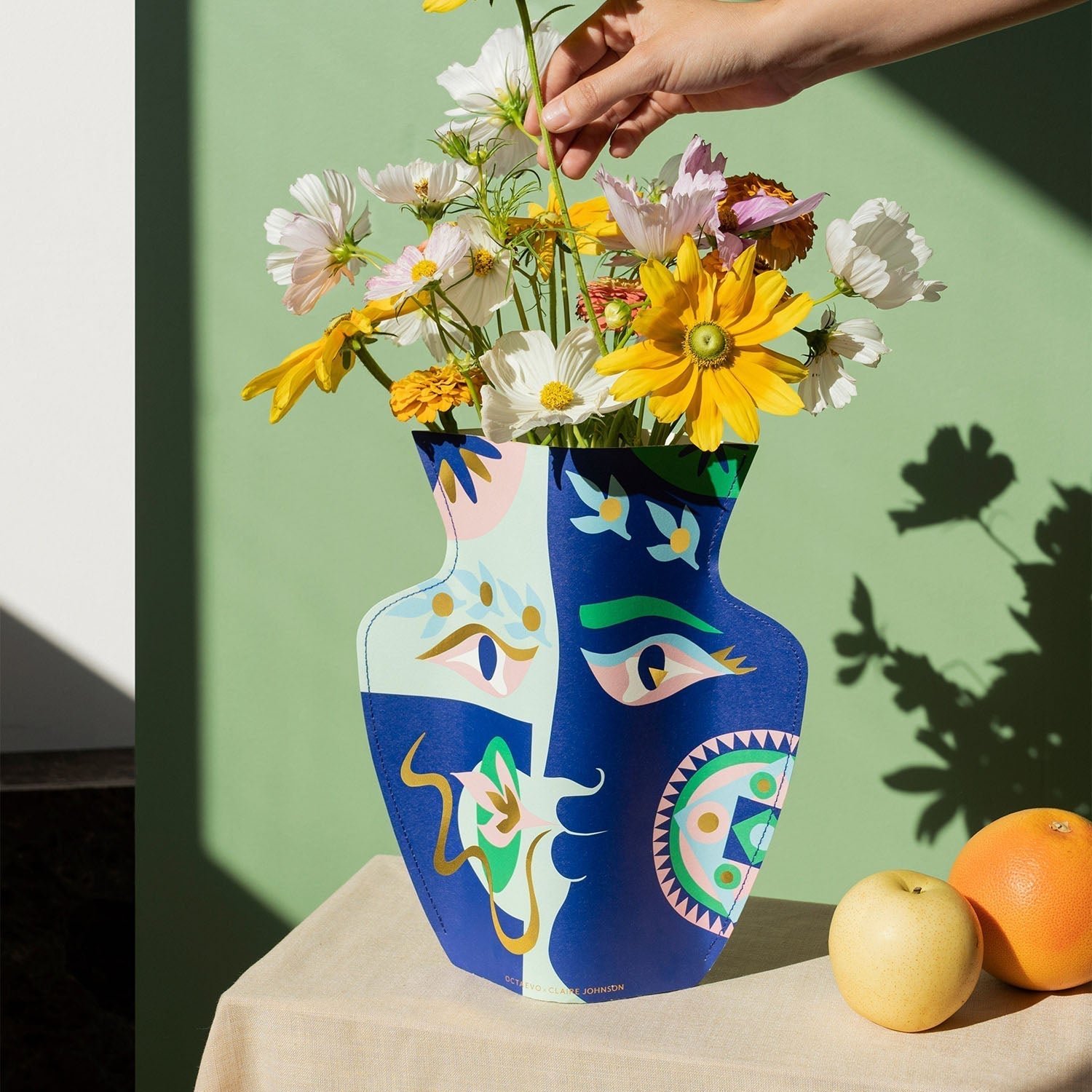 OCTAEVO Claire Johnson Paper Vase - Blue
