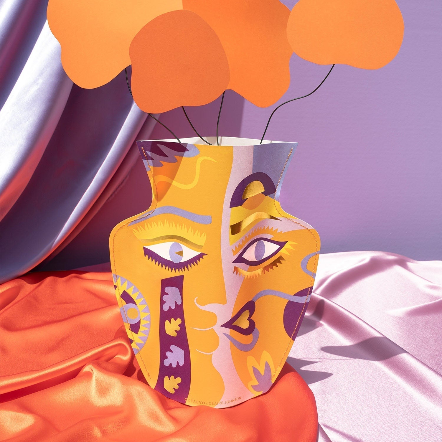 OCTAEVO Claire Johnson Paper Vase - Orange