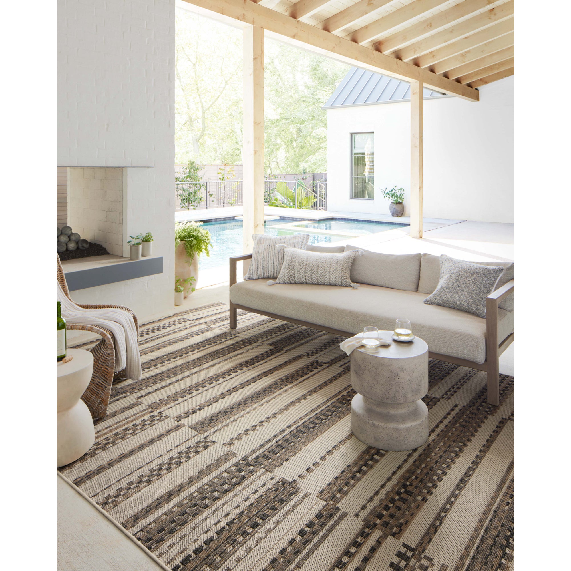 Loloi Rainier Ivory/Taupe Rug