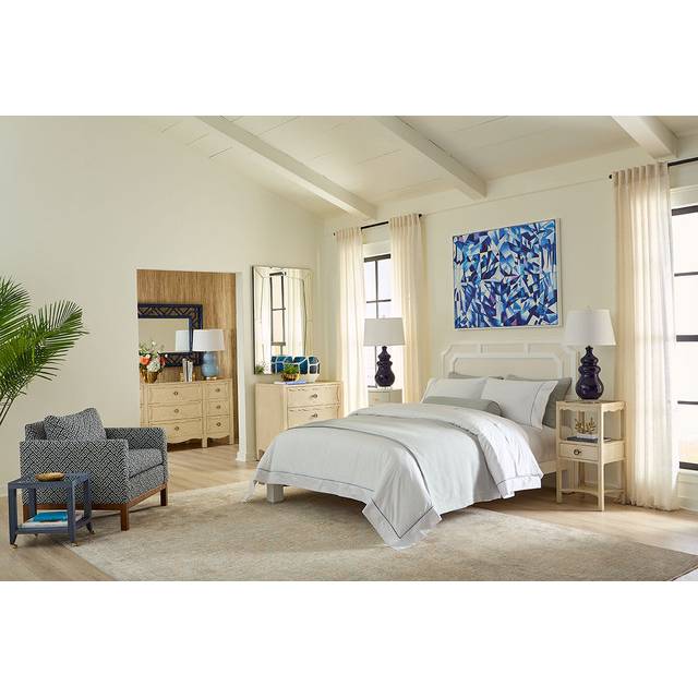 Sara 3-Drawer End Table