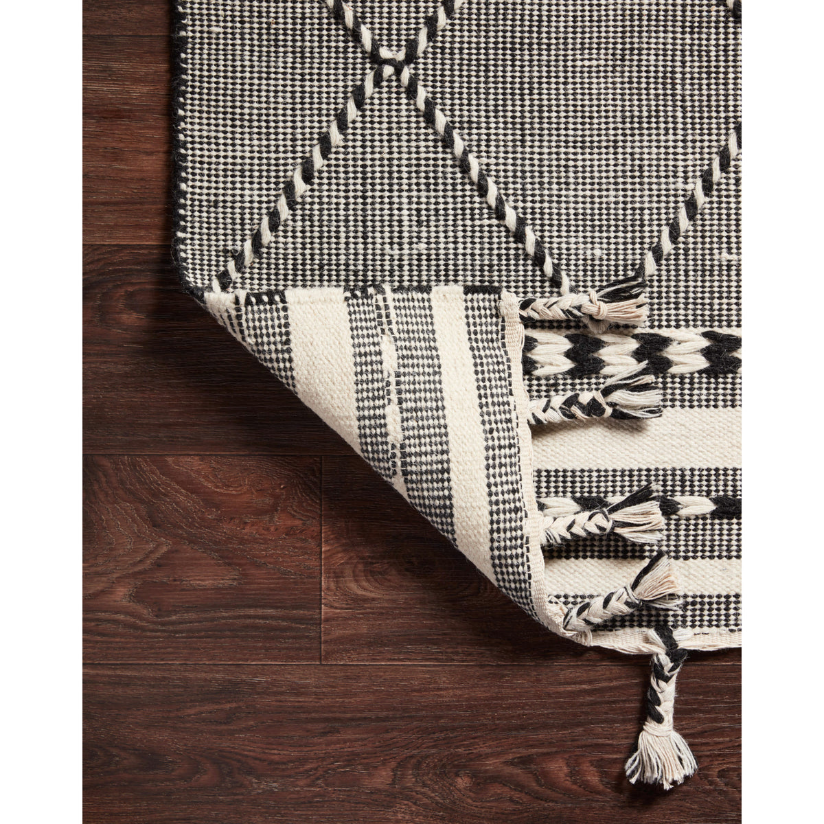 Loloi Sawyer Black Rug by Loloi