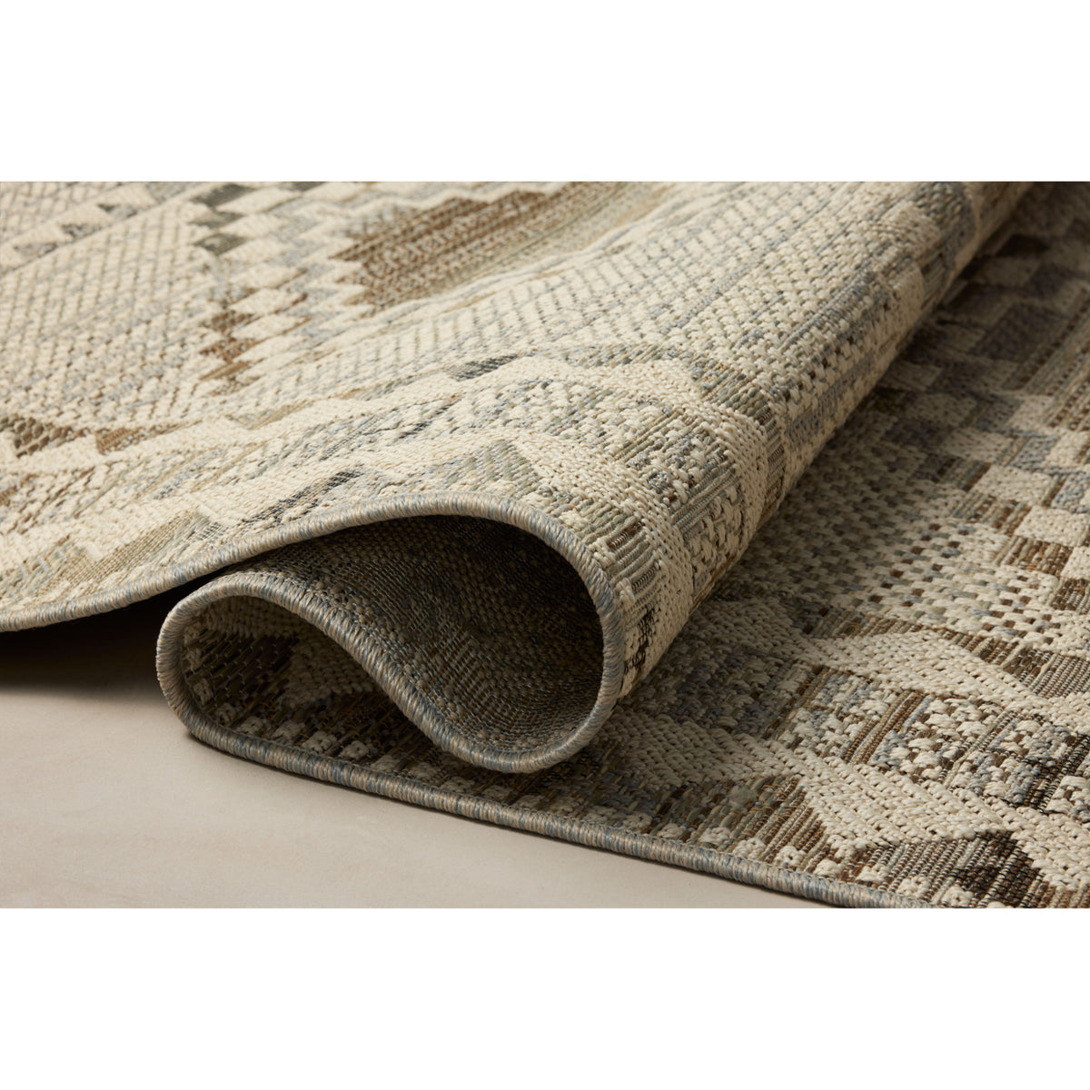 Loloi Saylor Ivory/Granite Indoor/Outdoor Sample Rug by Loloi