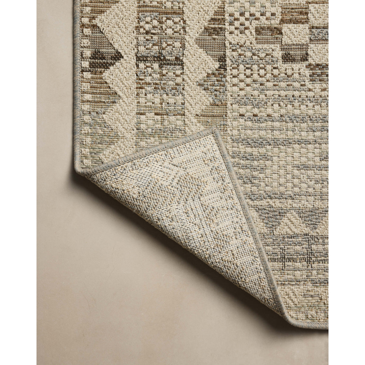 Loloi Saylor Ivory/Granite Indoor/Outdoor Sample Rug by Loloi