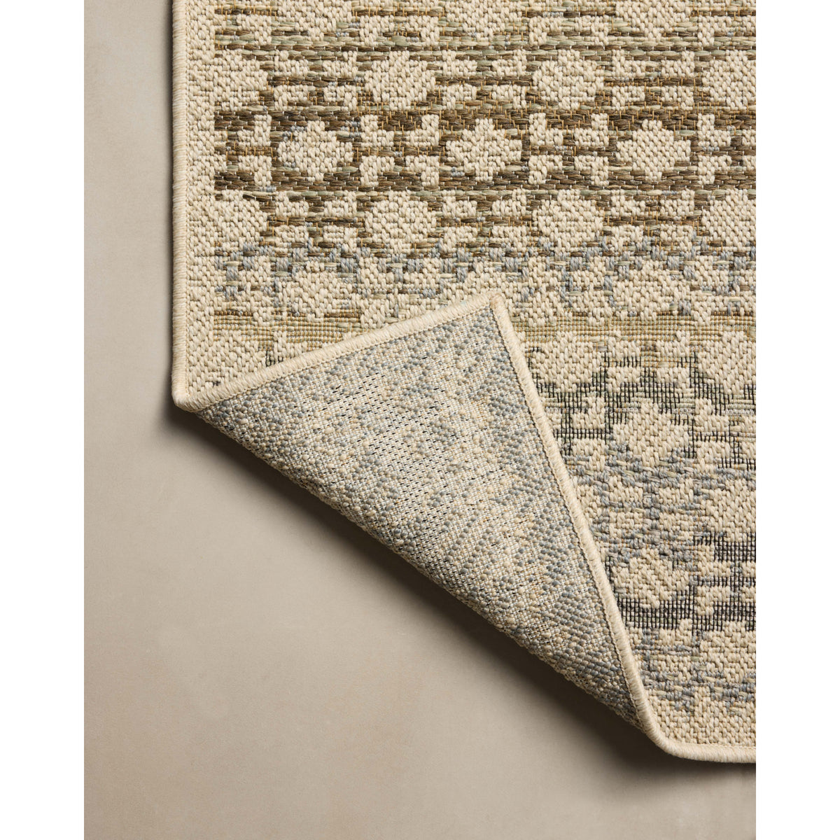 Loloi Saylor Ivory/Multi Indoor/Outdoor Sample Rug by Loloi