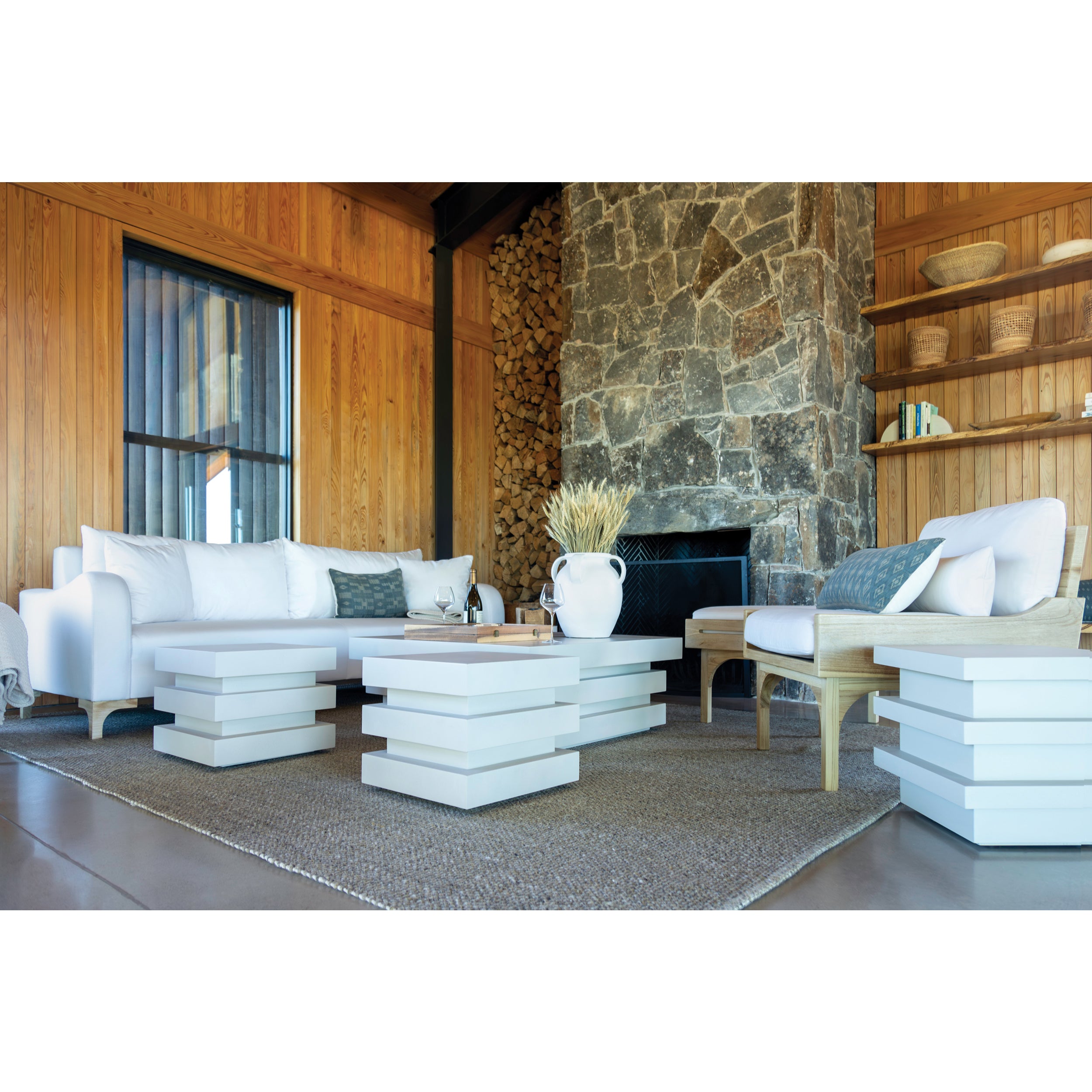 Serenique Lounge Chair