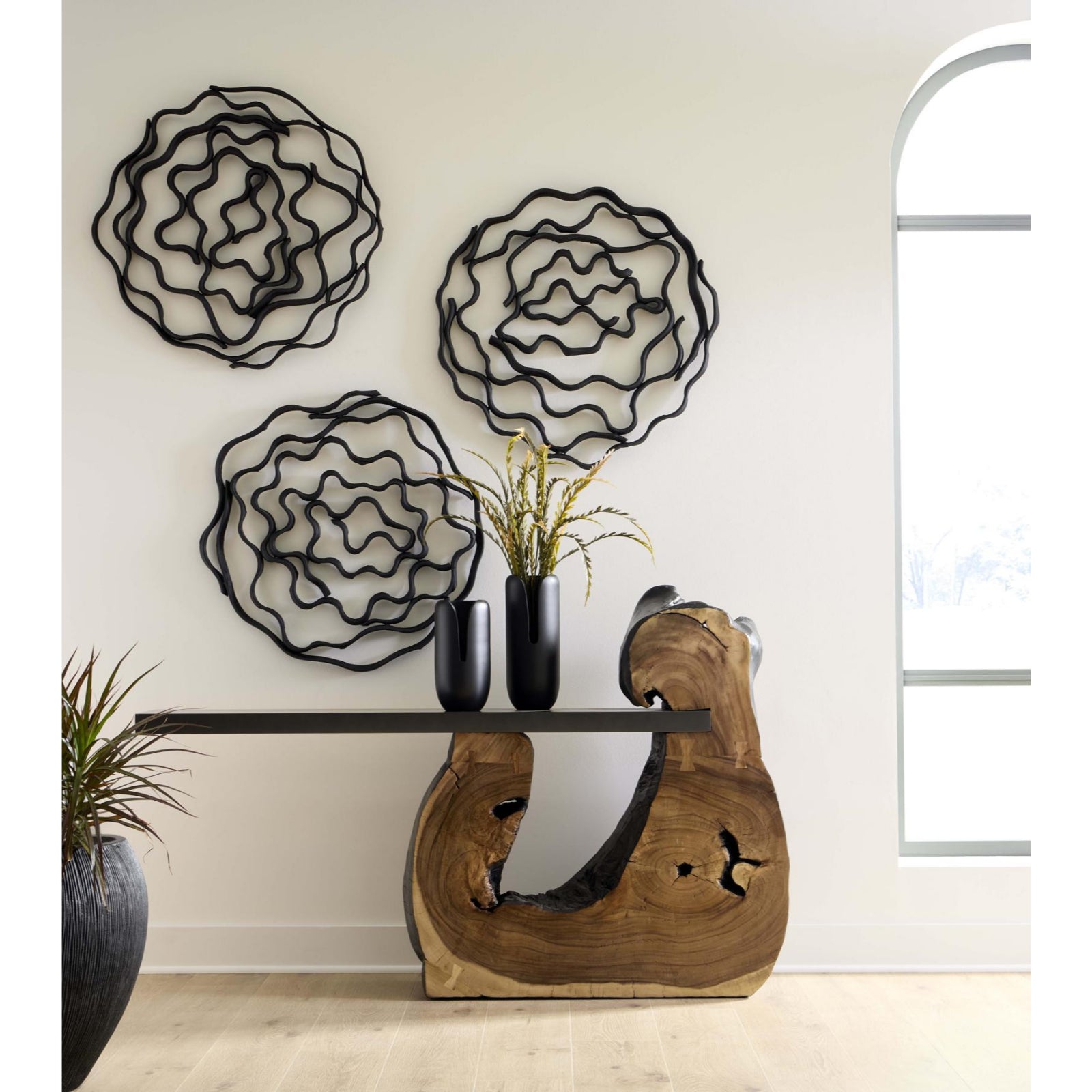 Vine Wall Flower