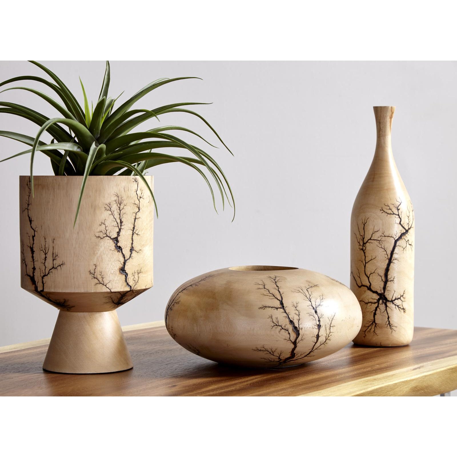 Lightning Cup Shape Vase