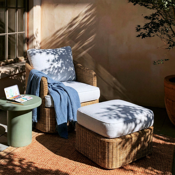 Axel Boucle Outdoor Ottoman